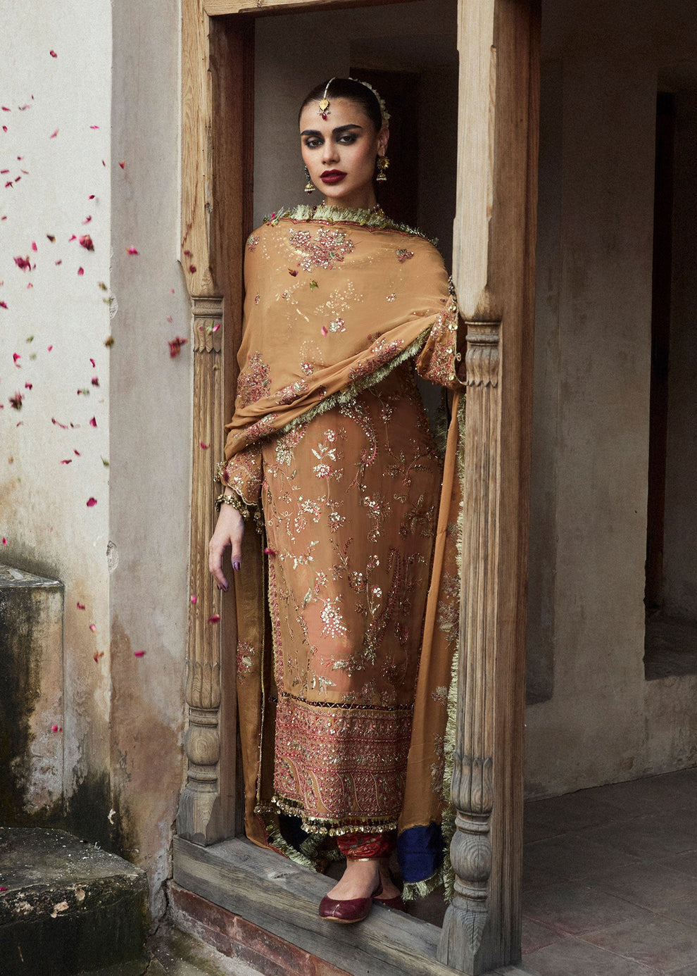 Hussain rehar - talai Ayla's Atelier